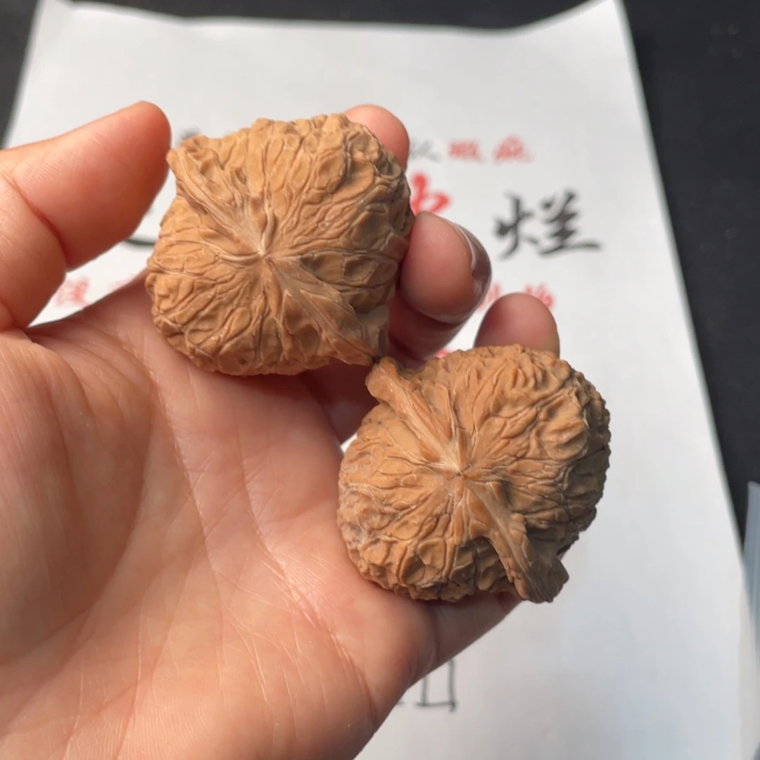 文玩核桃把件977。44南瓜墩返油