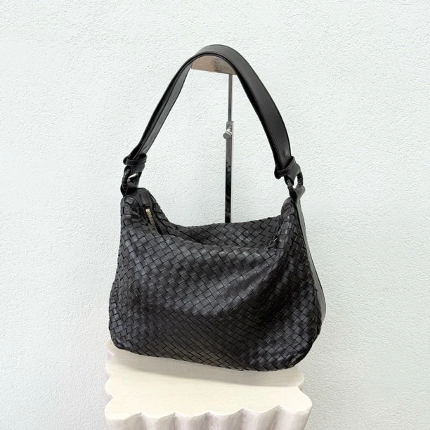 95新 BOTTEGA VENETA/葆蝶家 乌木棕编织两用饭盒斜挎包 118889