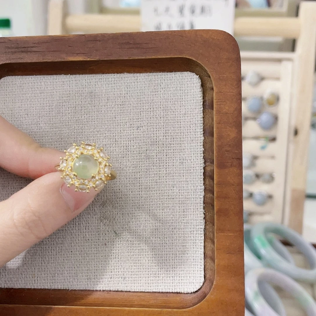 颈饰未镶嵌翡翠天然翡翠Ａ货