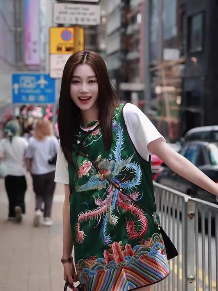 气质绝美高端精致新中式国风改良旗袍绿色重工刺绣连衣裙2025新款