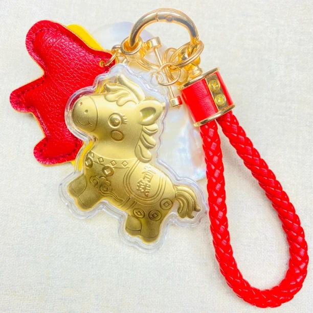 爆款LB红色小马吊坠多样性发货49820