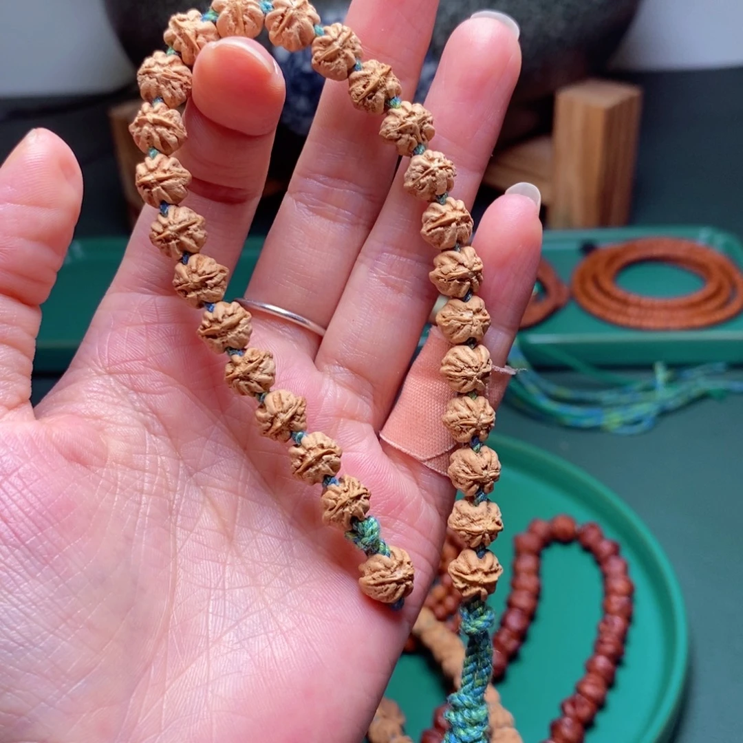 吊坠柏香籽/百香籽228彼岸花
