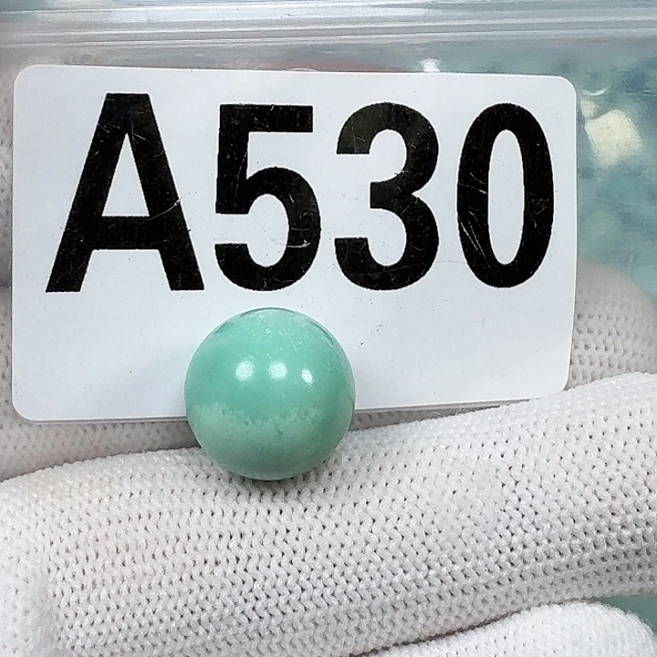 绿松石未镶嵌珠宝奇石13.8