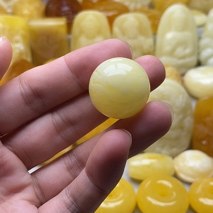 琥珀颈饰未镶嵌琥珀蜜蜡吊坠