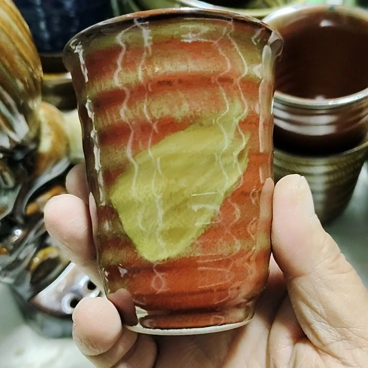 瓷片瓷器，各种摆件，瓷片，均有瑕疵。