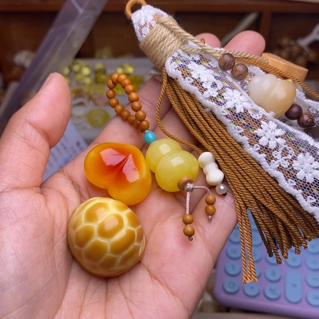 z***吊坠猴头核桃爱心富甲葫芦棕跑焦糖玛奇朵