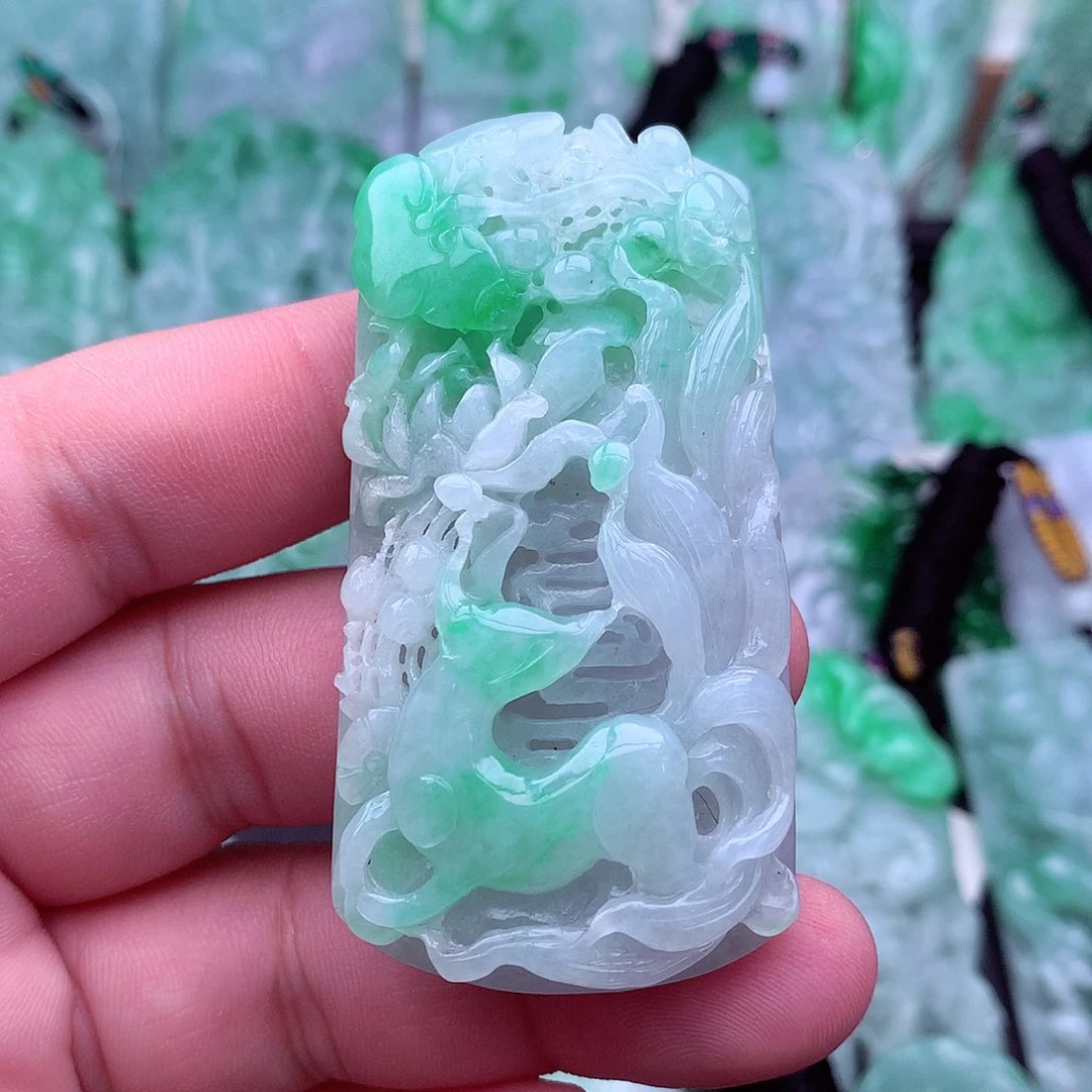 翡翠未镶嵌吊坠(不含链)