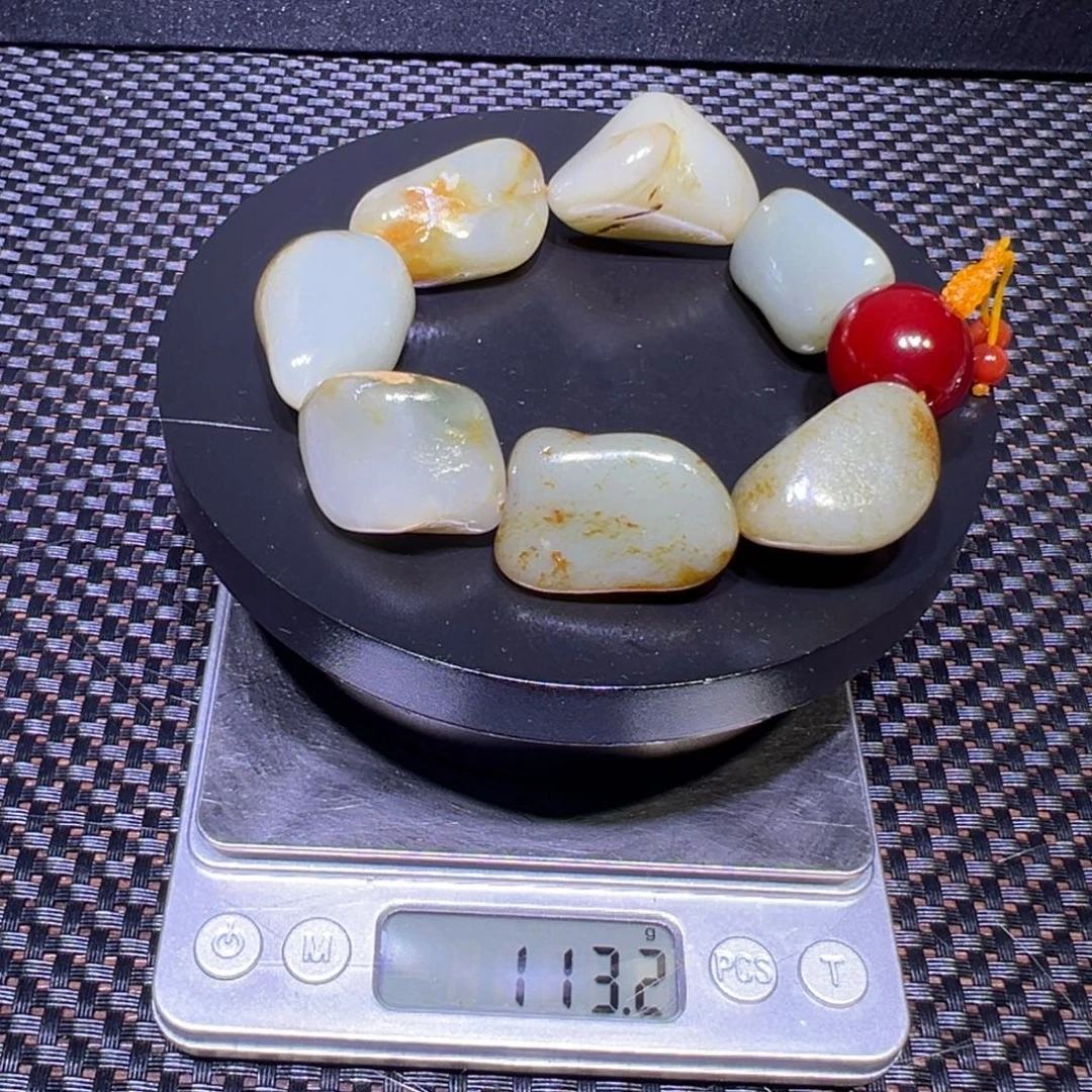 吊坠(不含链)未镶嵌和田玉（子料）113