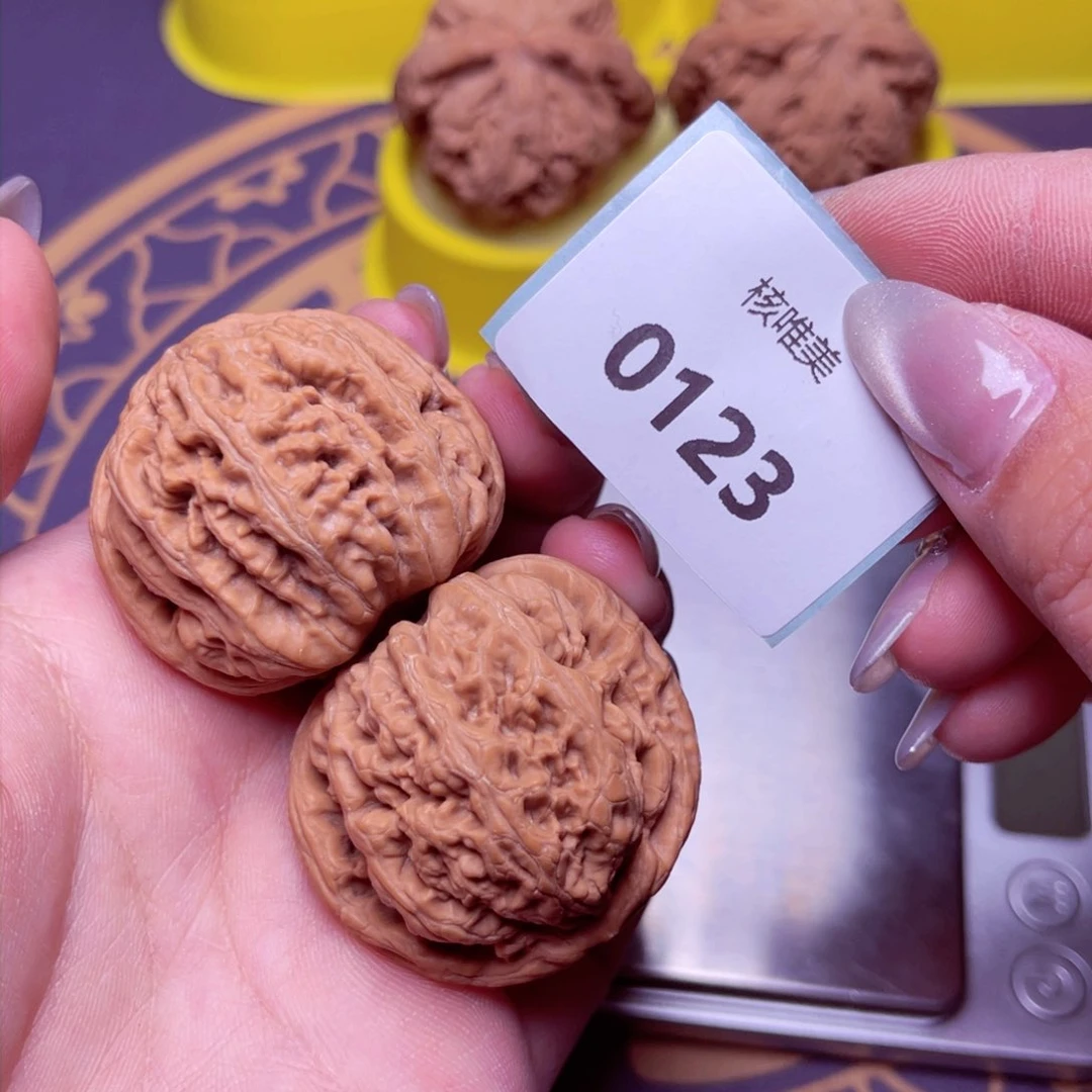 文玩核桃把件粗筋40～0123