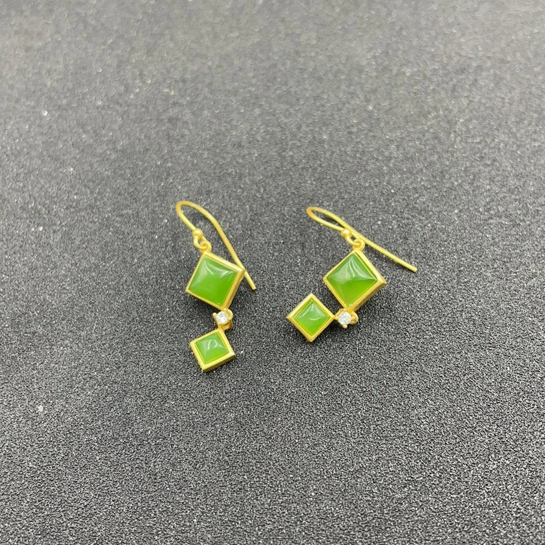 BY0203FCB标003 和田玉耳钉