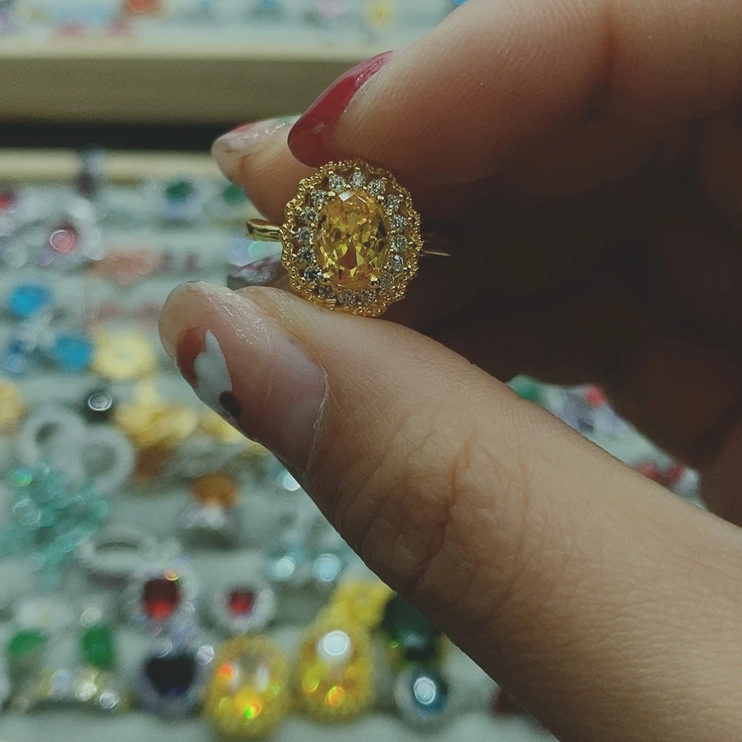 【闪购商品】托帕石耳饰银S925镶嵌