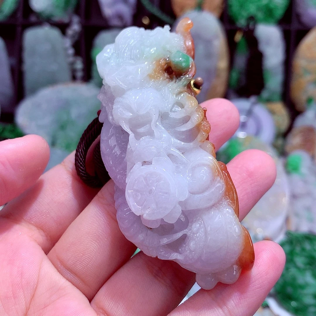 颈饰未镶嵌翡翠天然