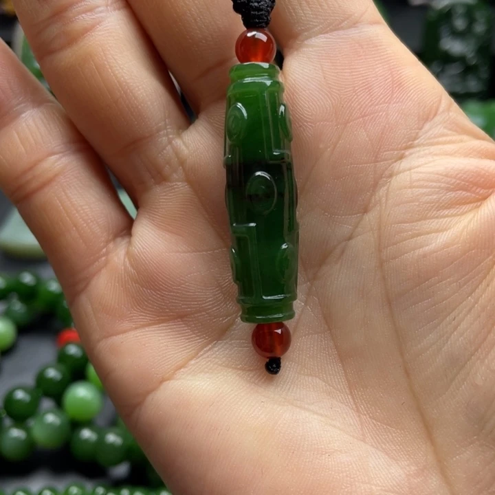 和田玉（碧玉）未镶嵌颈饰