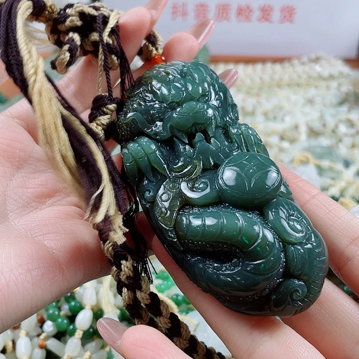 未镶嵌和田玉挂件