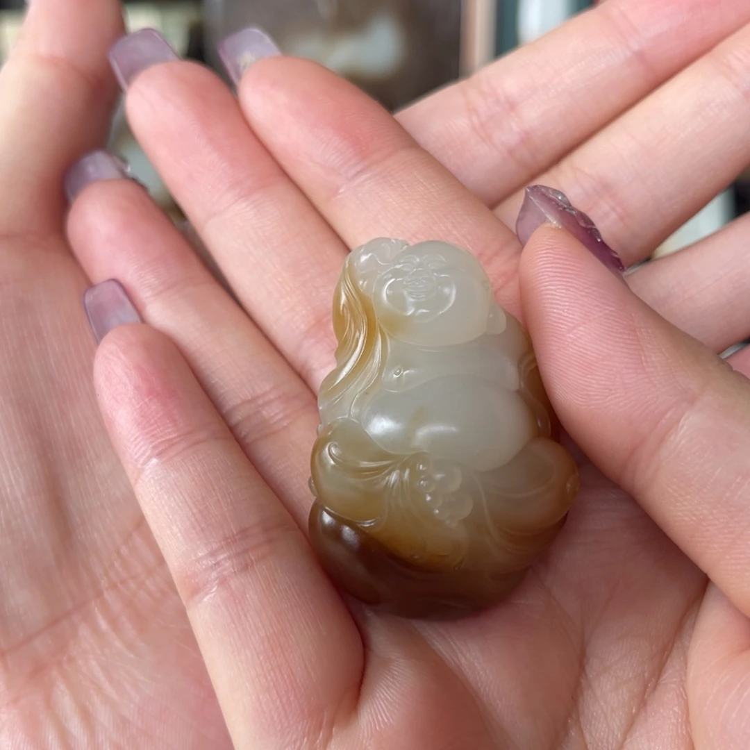 寿***淘未镶嵌和田玉（糖玉）挂件金山糖白佛公
