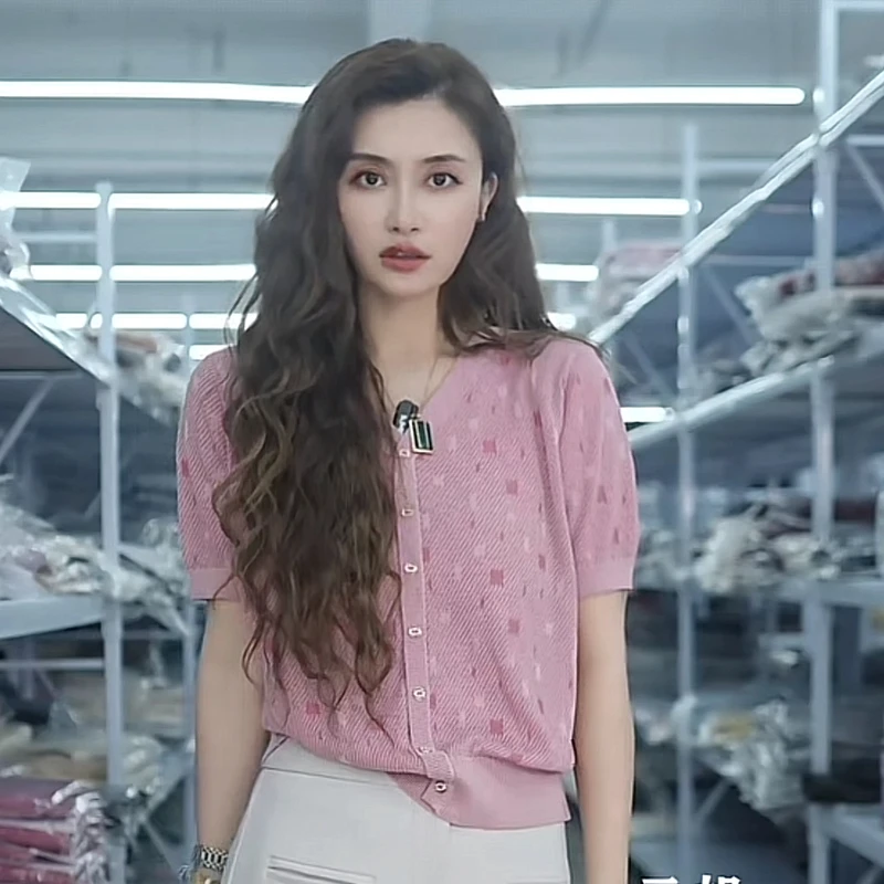 【晴晴精选】2025新款时尚百搭格子提花气质减龄针织衫A331#