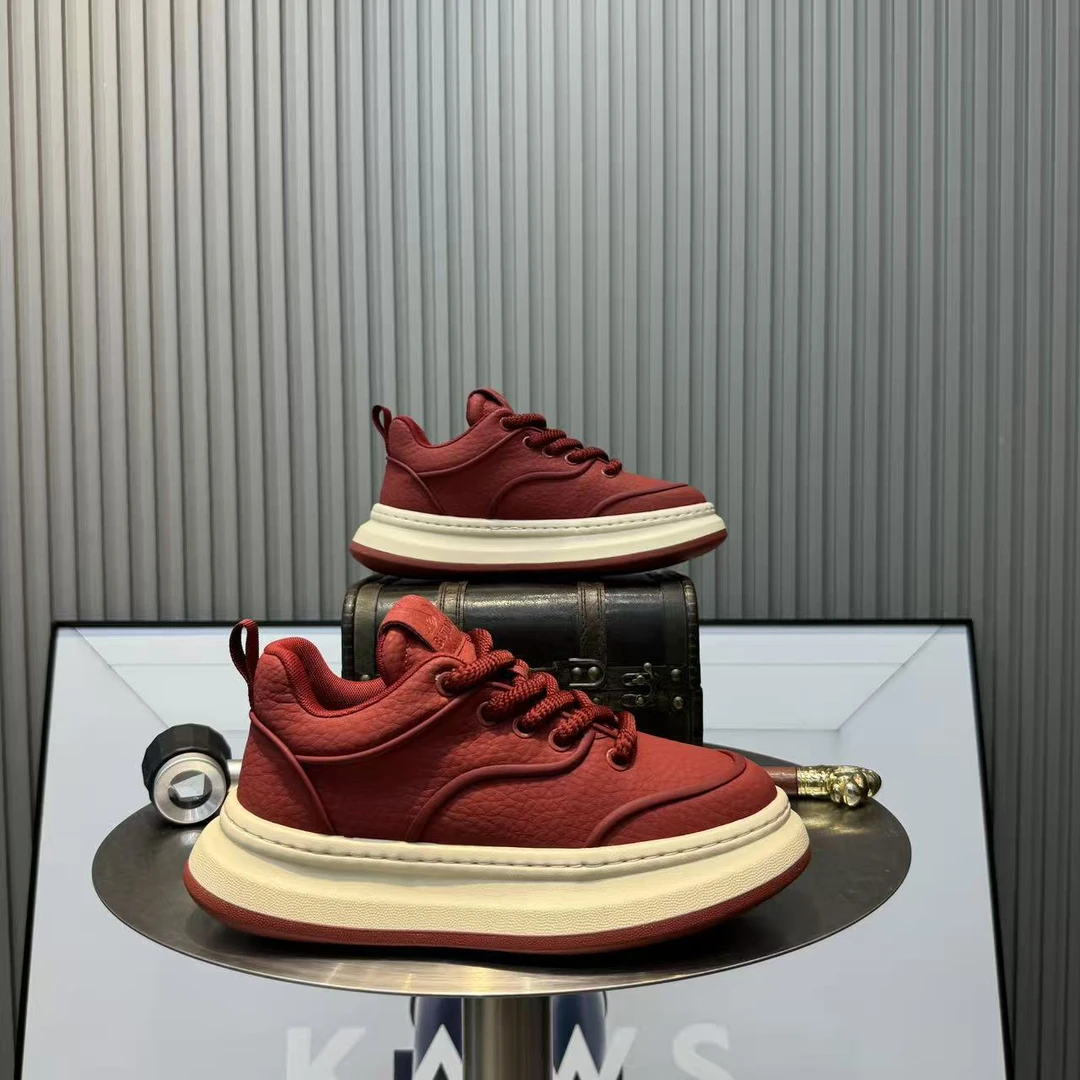 时尚休闲鞋运动风商务休闲鞋秋季休闲时尚板鞋增高鞋子