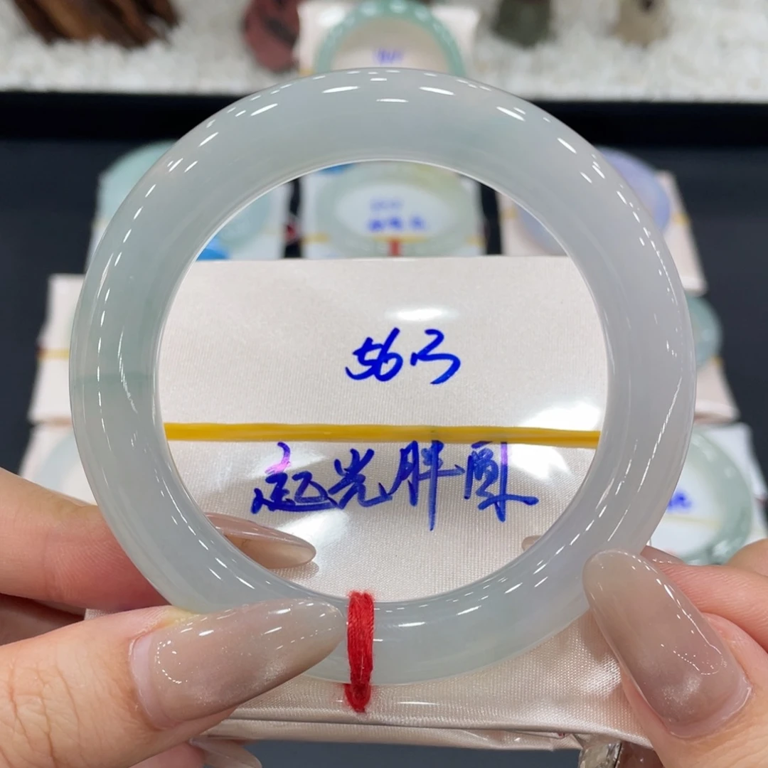 未镶嵌手镯翡翠缅甸天然翡翠手镯