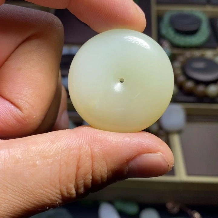 和田玉未镶嵌吊坠(不含链)