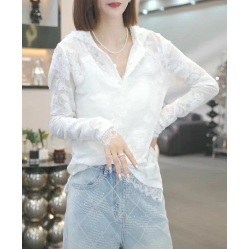法式高级感连帽蕾丝拼接上衣女2025年春秋新款洋气百搭连帽雪纺衫