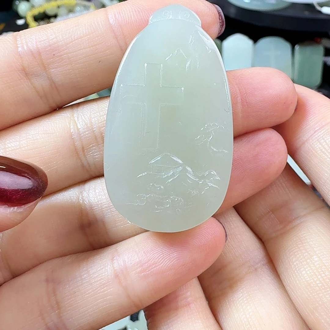 和田玉未镶嵌颈饰