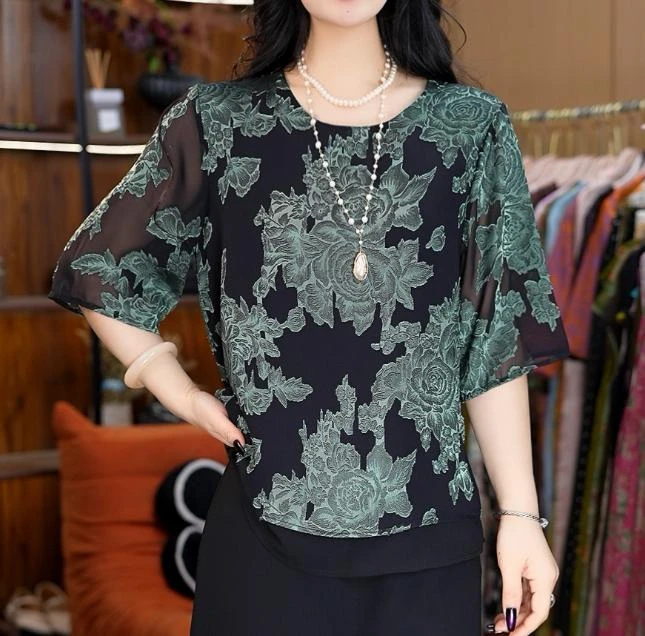 3733-23新款女士小衫上衣