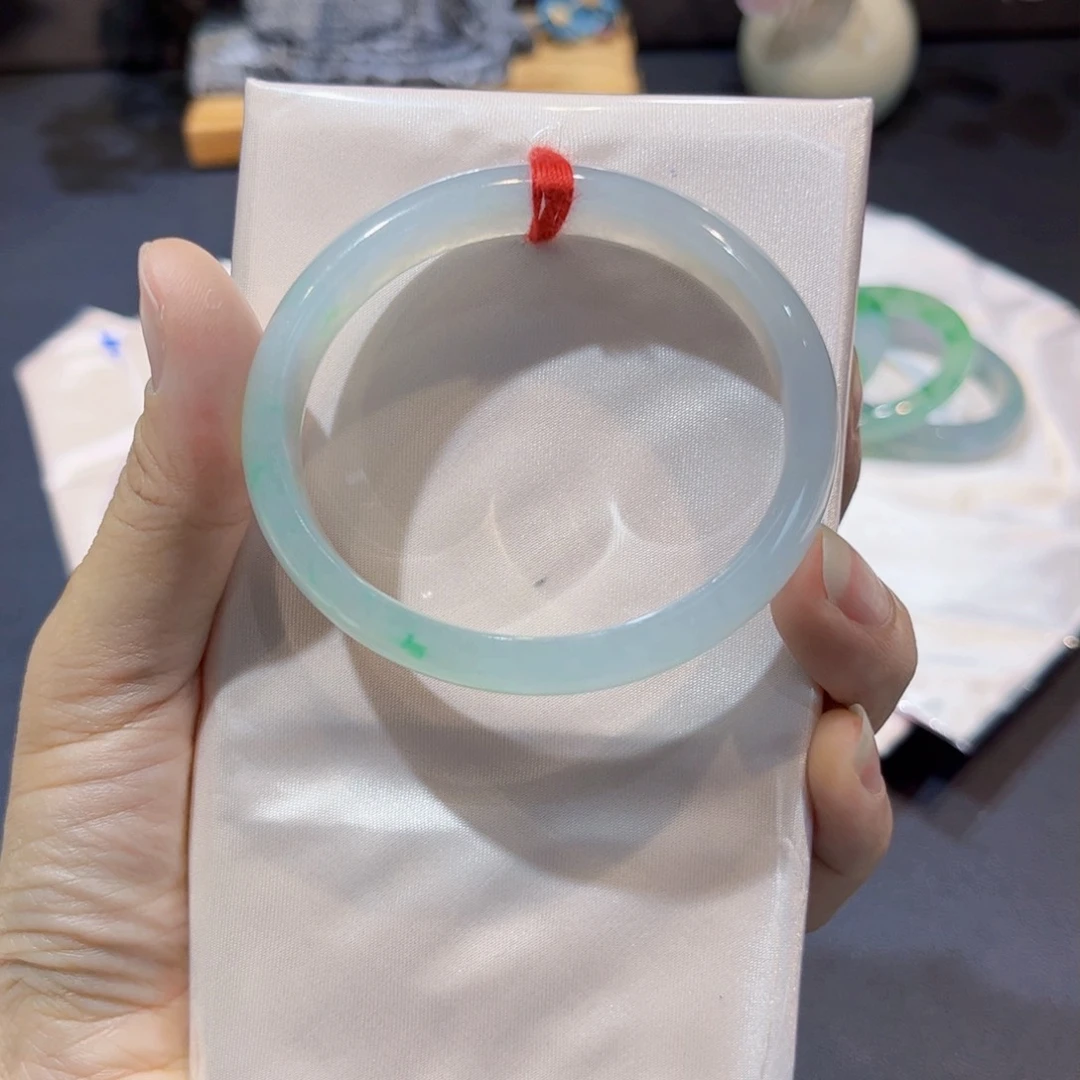 未镶嵌手镯翡翠55贵妃