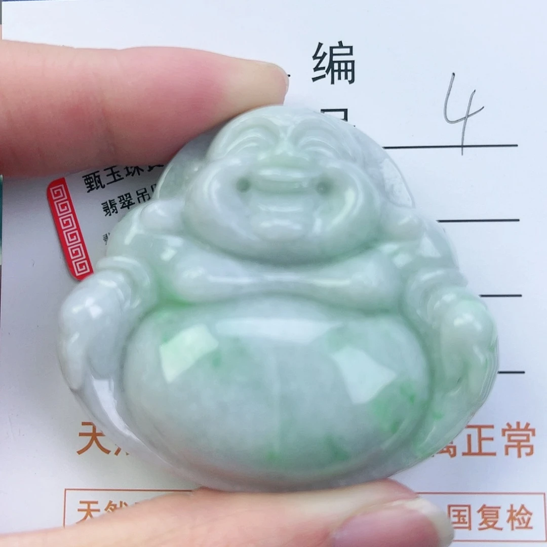 翡翠颈饰未镶嵌佛公微瑕
