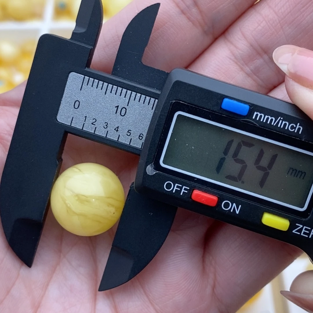 小***权裸石蜜蜡未镶嵌微瑕虎皮纹珠子