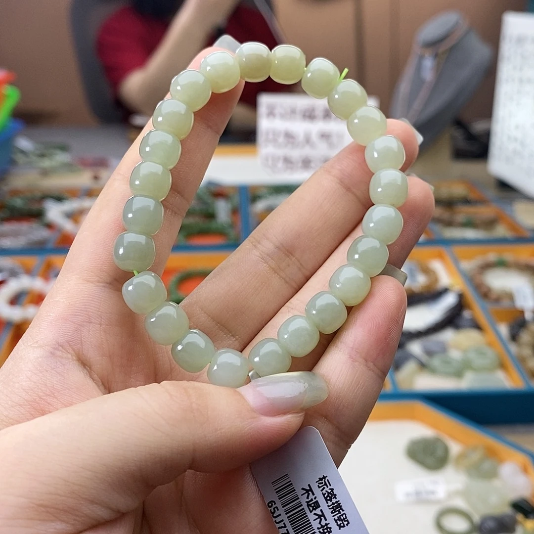 未镶嵌手链和田玉w6