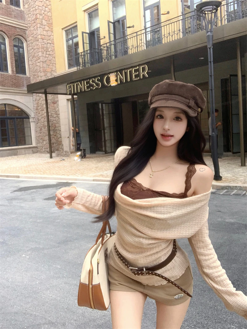 2025秋季绝美荡领上衣蕾丝吊带女巨好看的两件套装早秋流行穿搭