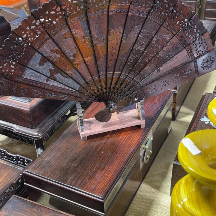 紫檀木类成套家具