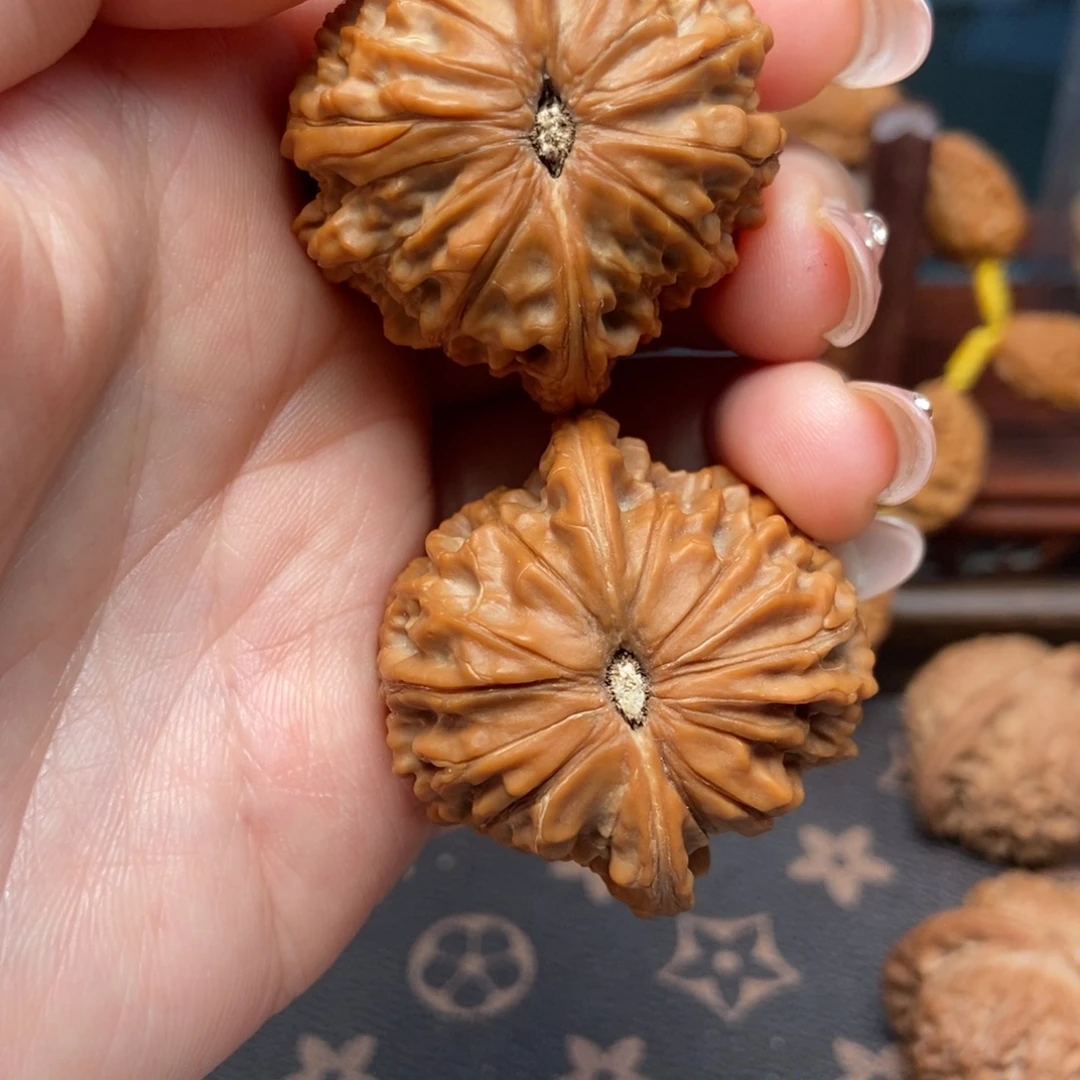 黄***头核桃文玩核桃磨盘