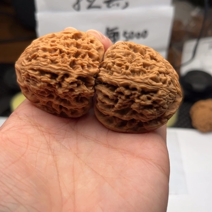 文玩核桃吊坠南疆42