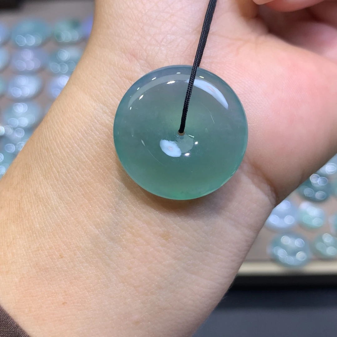 翡翠未镶嵌颈饰平安扣23.7^5.8