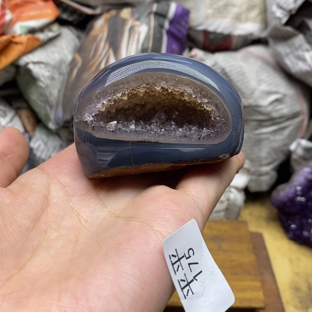 乌拉圭未镶嵌紫晶