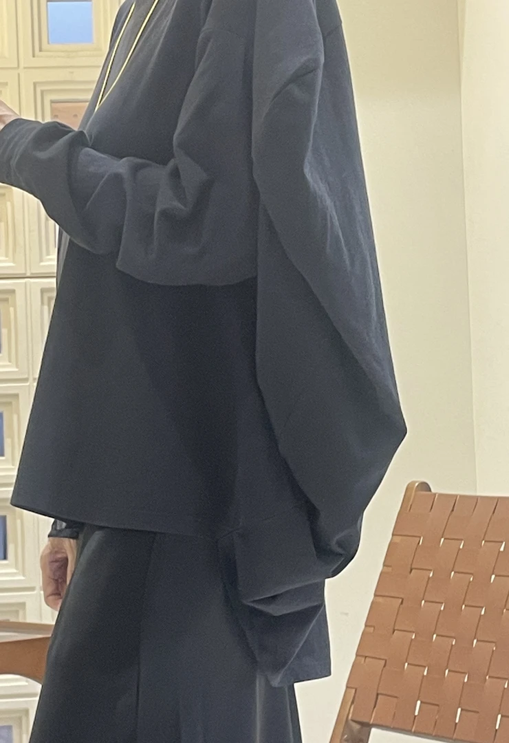 背部设计感极赞的T恤复古休闲百搭夏季
