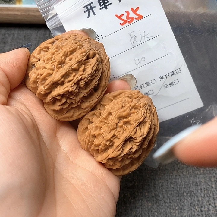 文玩核桃把件535哈哈哈