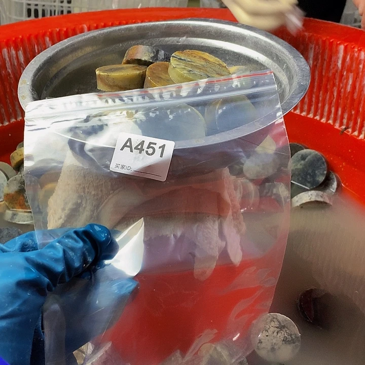 蛇纹石玉珠宝半成品未镶嵌邹*步