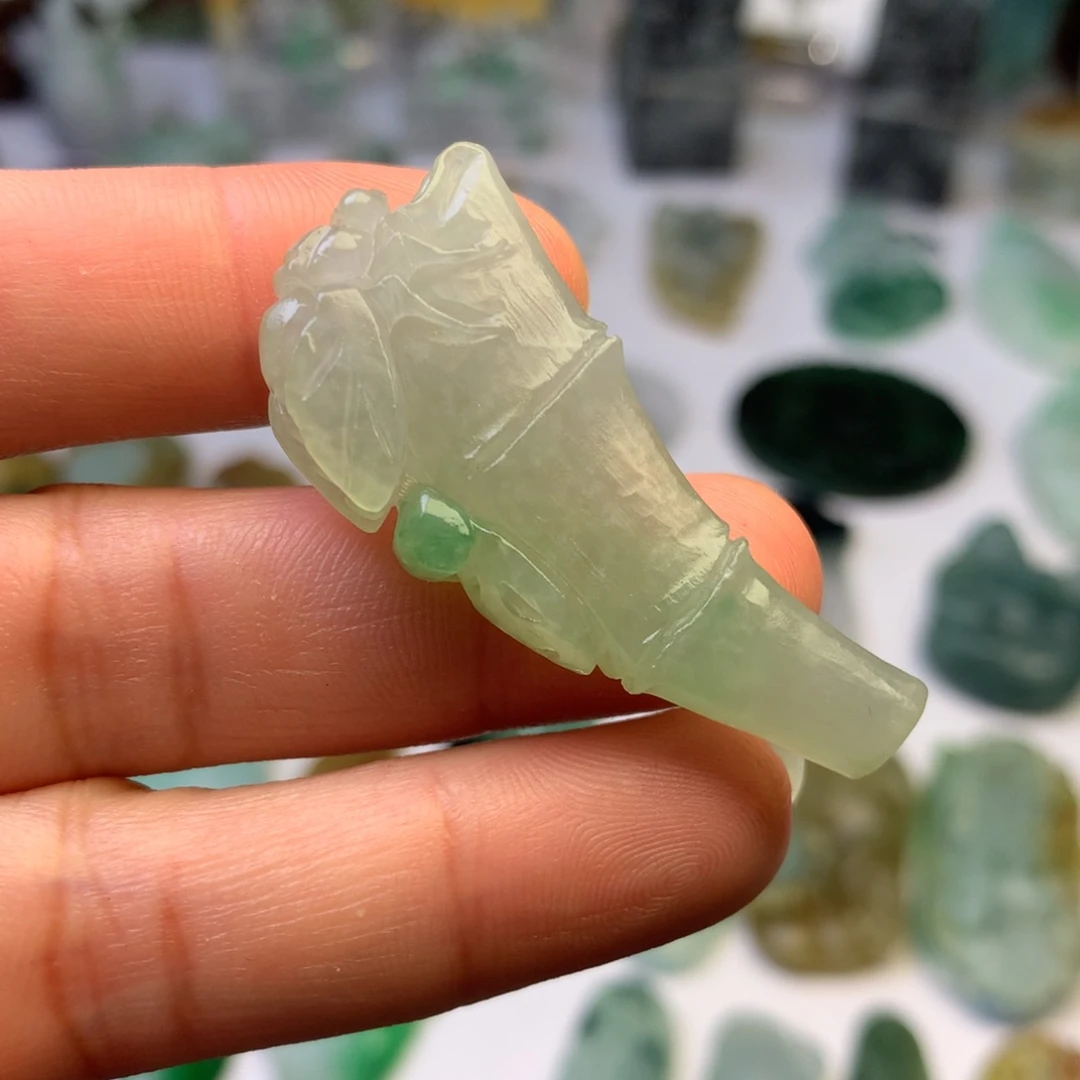 定制翡翠未镶嵌翡翠