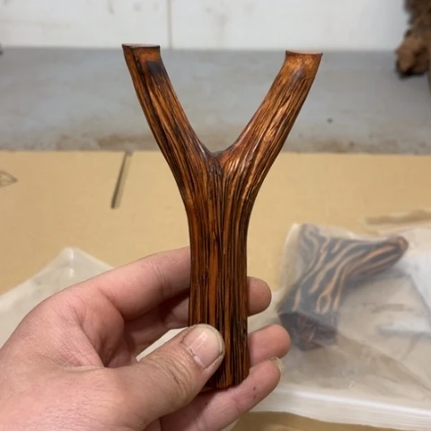 大果紫檀（缅甸花梨）东***犬