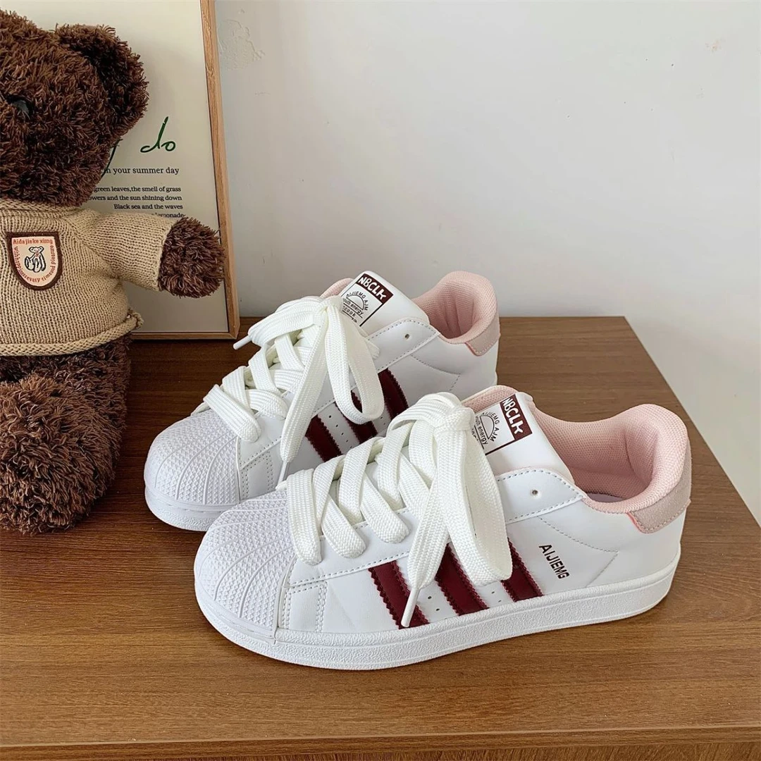 港风小众加厚贝壳头板鞋女ins潮休闲鞋2024新款厚底百搭运动鞋