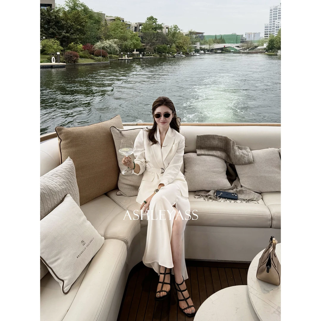 【ASHLEYASS】“收腰隐贵白西”气质翻领系带收腰西装外套LSS250596C
