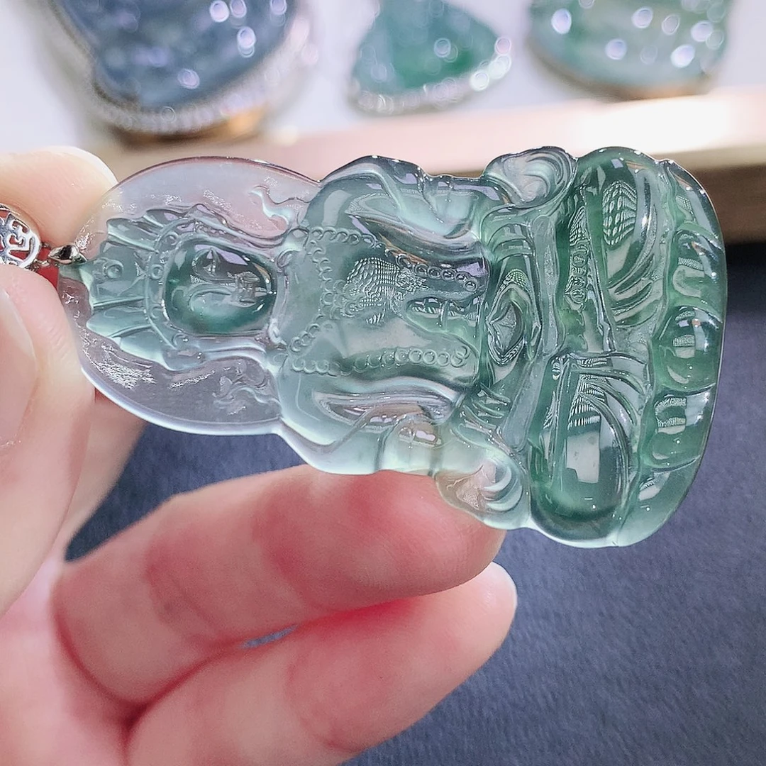 翡翠未镶嵌挂件翡翠