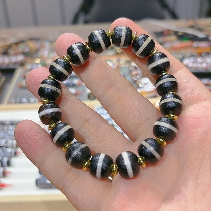 未镶嵌玛瑙/玉髓珠宝奇石