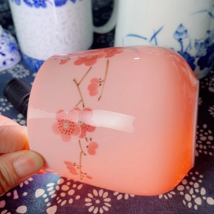 青花玲珑翠竹红梅办公杯