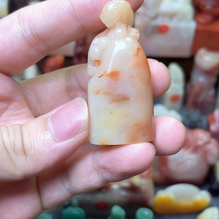 沈***仲寿山石寿山石芙蓉