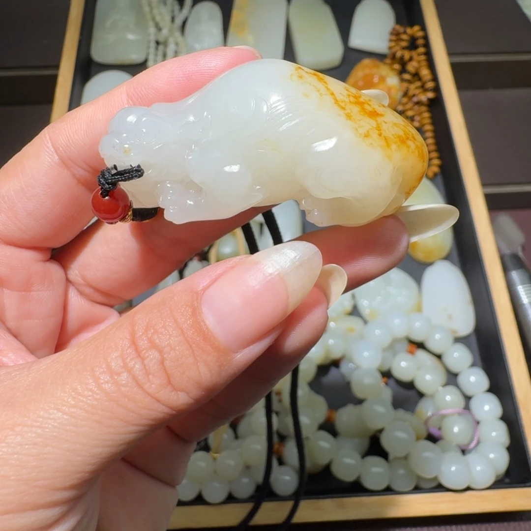 和田玉未镶嵌吊坠(不含链)