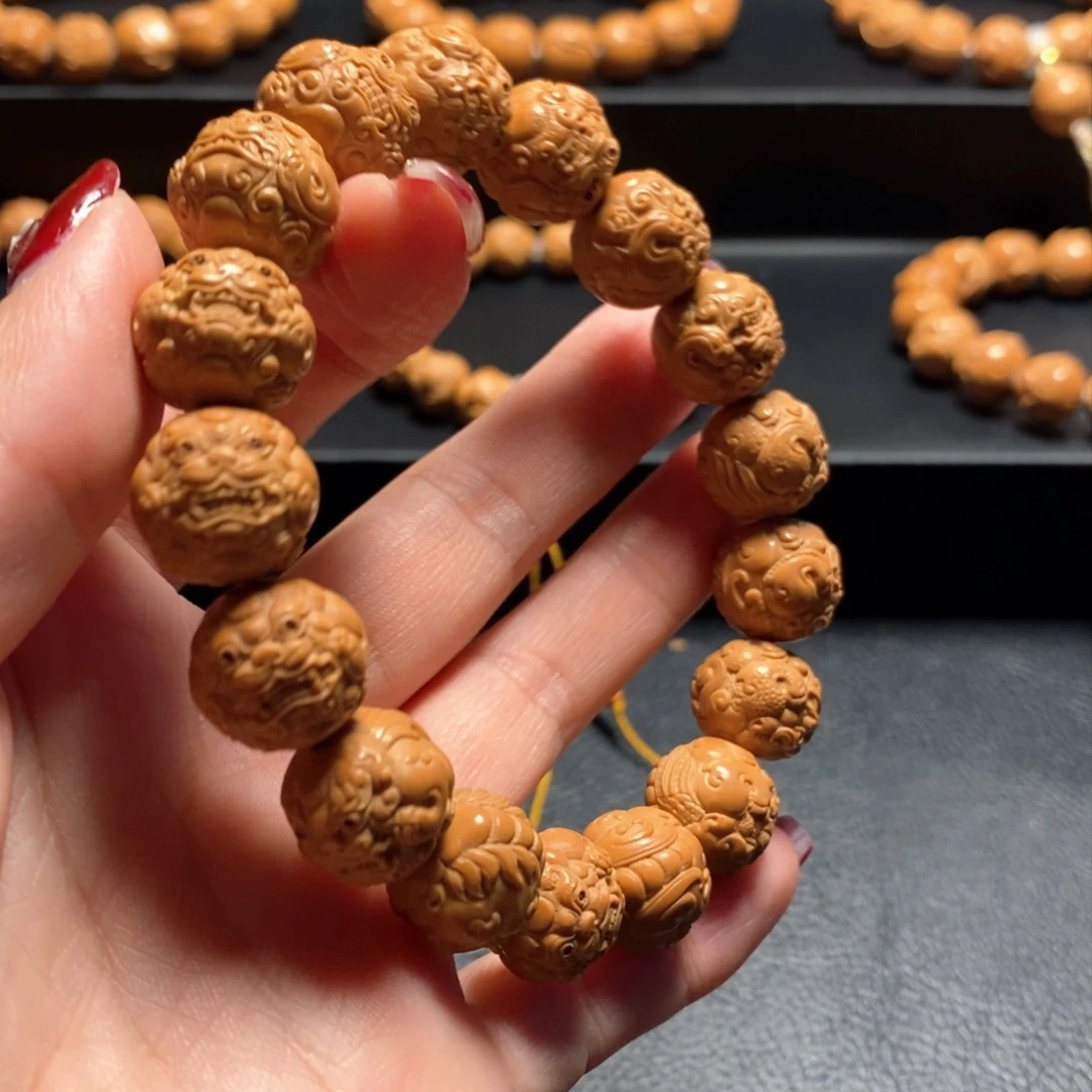 猴头核桃手串貔貅