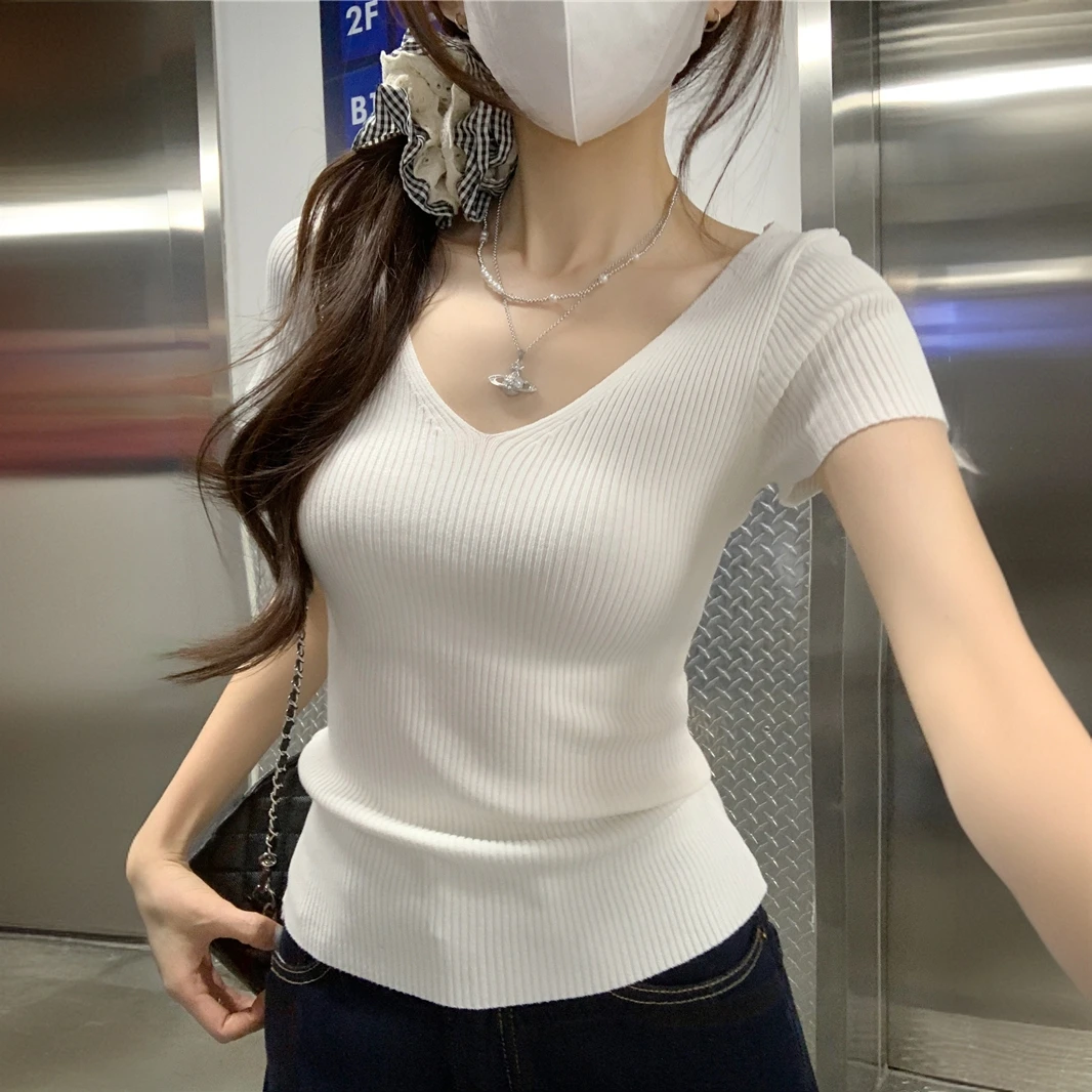 辣妹风简约v领短袖针织t恤女2025夏新款修身内搭纯欲正肩打底上衣